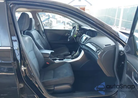 2016 Honda Accord Ex z USA, uszkodzony, nr VIN 1HGCR2F08GA157366